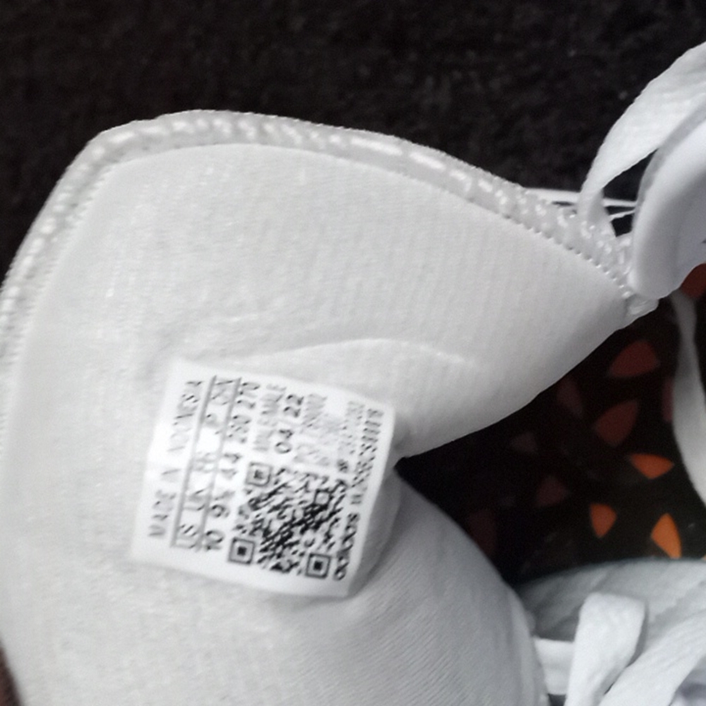 Adidas - Picture 5 of 7